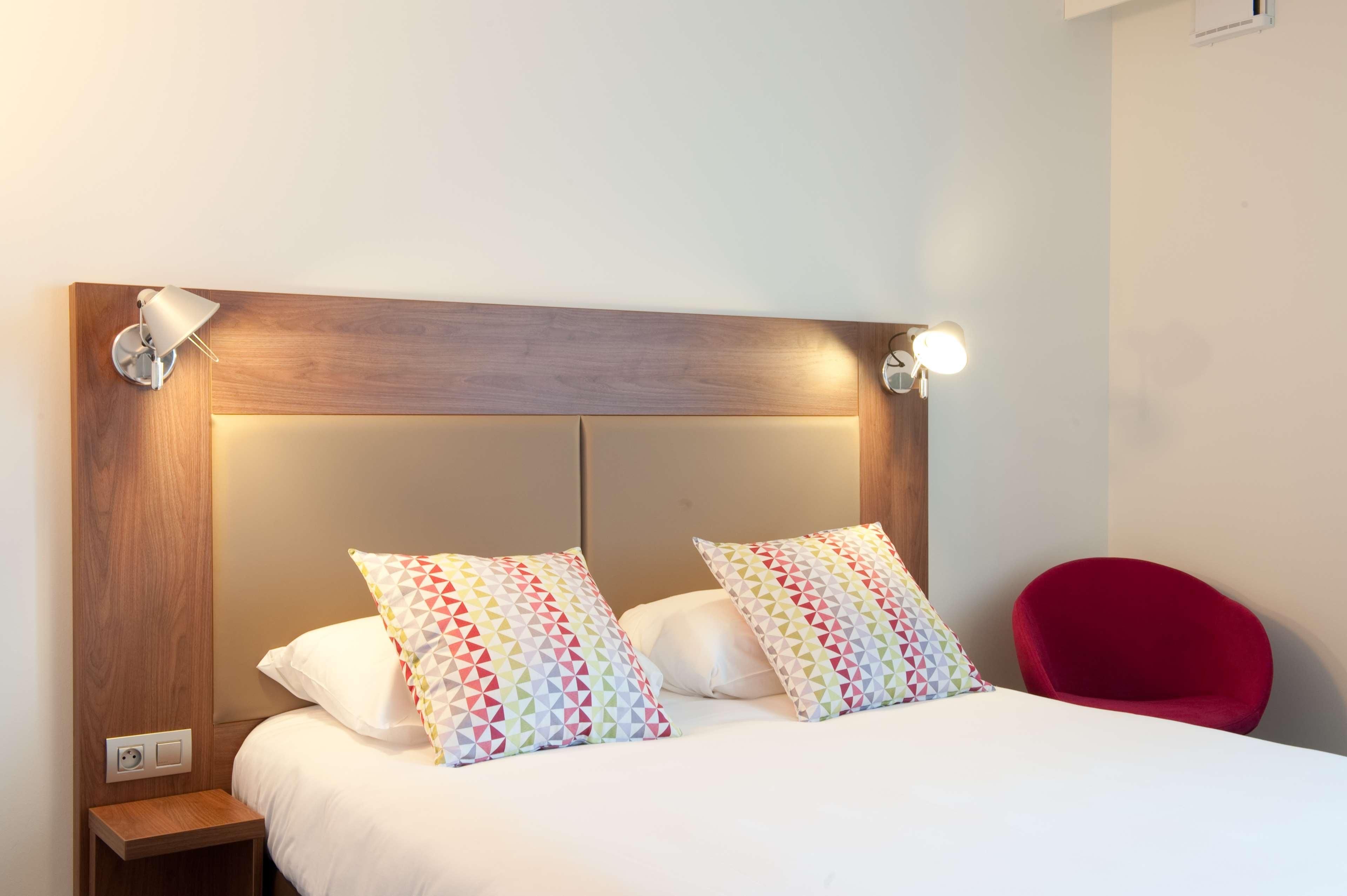Campanile Limoges Centre - Gare Hotel Bagian luar foto