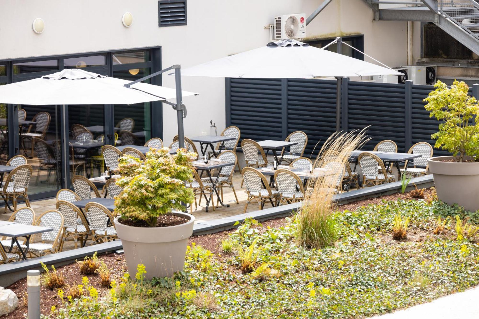 Campanile Limoges Centre - Gare Hotel Bagian luar foto