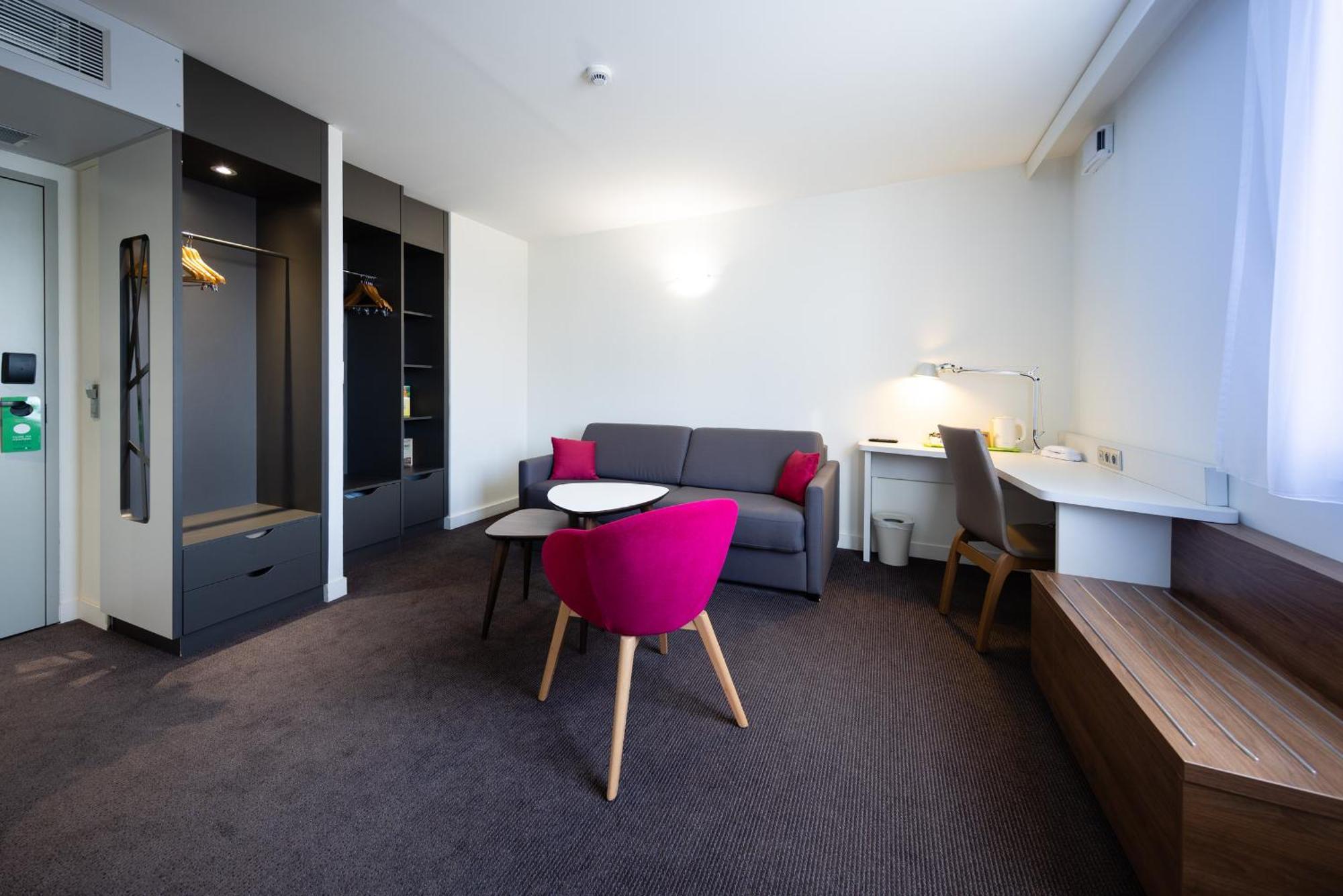 Campanile Limoges Centre - Gare Hotel Bagian luar foto