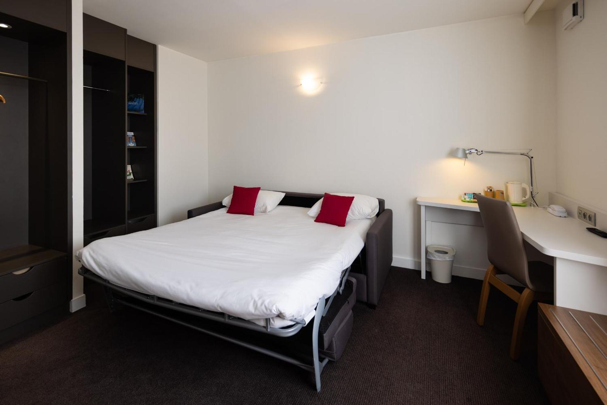Campanile Limoges Centre - Gare Hotel Bagian luar foto